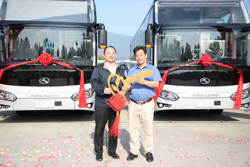 大运力王牌再入津,大企业通勤更轻松 - 第2张 - 提加商用车网 大运力王牌再入津,大企业通勤更轻松 - 第2张