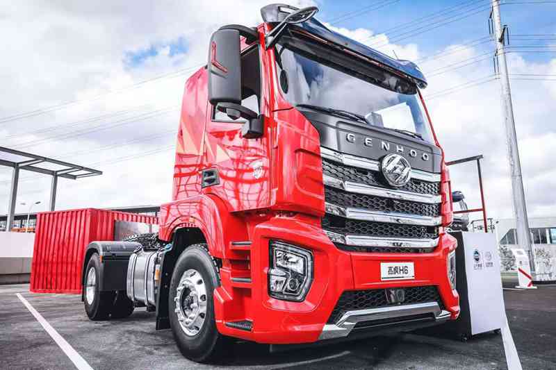 上汽红岩  中国力量 上汽红岩品牌战略暨第六代重卡发布会震撼开启 - 第4张 - 提加商用车网 上汽红岩  中国力量 上汽红岩品牌战略暨第六代重卡发布会震撼开启 - 第4张