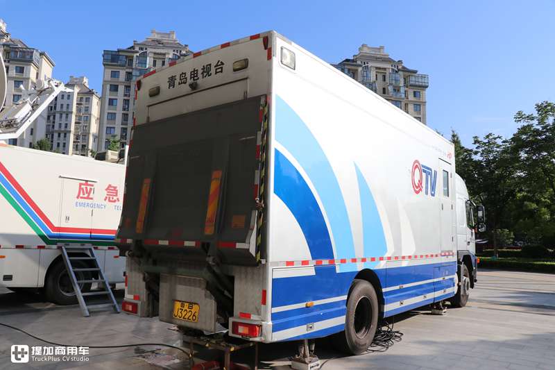 带您看看沃尔沃电视转播车,电控气囊悬架自动挡,FH底盘是亮点 - 第6张 - 提加商用车网 带您看看沃尔沃电视转播车,电控气囊悬架自动挡,FH底盘是亮点 - 第6张