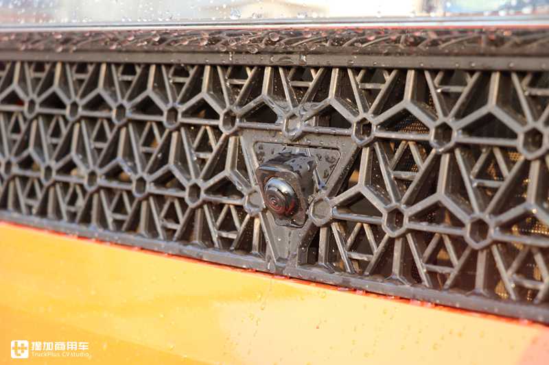 副驾都配豪华按摩椅,490马力无忧换档,售价34.8万的全新豪沃TH7重卡真香 - 第9张 - 提加商用车网 副驾都配豪华按摩椅,490马力无忧换档,售价34.8万的全新豪沃TH7重卡真香 - 第9张