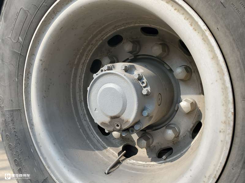 偶遇一辆雷诺移动通讯车,国内少见的二代米德伦底盘,副驾还有ok窗 - 第23张 - 提加商用车网 偶遇一辆雷诺移动通讯车,国内少见的二代米德伦底盘,副驾还有ok窗 - 第23张