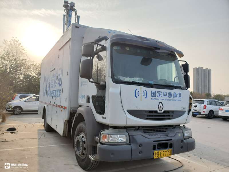 偶遇一辆雷诺移动通讯车,国内少见的二代米德伦底盘,副驾还有ok窗 - 第26张 - 提加商用车网 偶遇一辆雷诺移动通讯车,国内少见的二代米德伦底盘,副驾还有ok窗 - 第26张