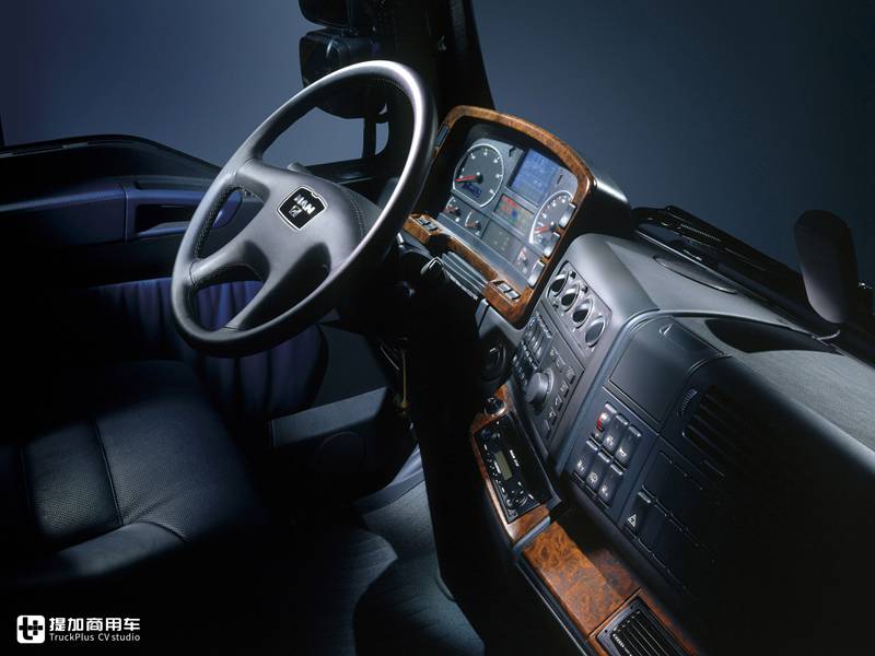 从曼恩F8到TGX，国际年度卡车曼恩获奖车型盘点，每一台都是精品 - 第10张