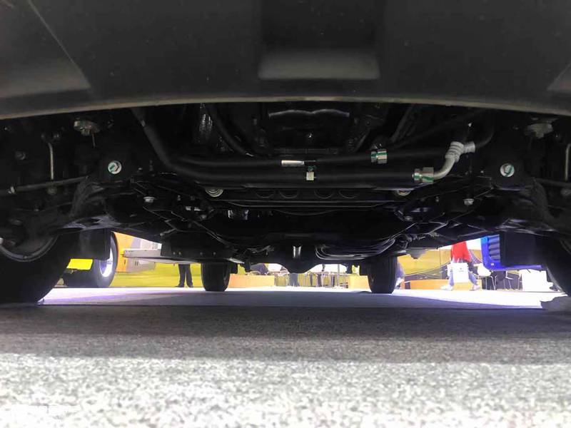 2.8升上柴动力配液缓,苏州金龙9座睿星轻客实拍,C照就能开 - 第14张 - 提加商用车网 2.8升上柴动力配液缓,苏州金龙9座睿星轻客实拍,C照就能开 - 第14张