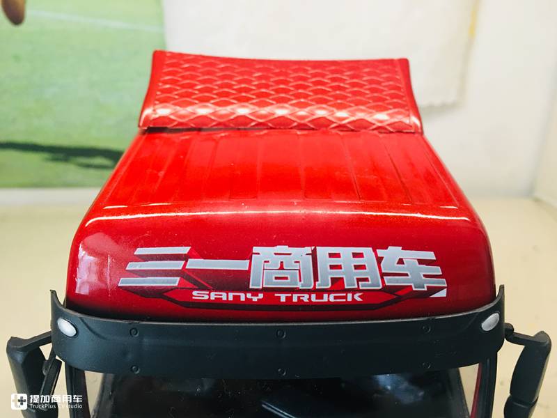 三一重卡模型终于开售了,少见的英杰版模型评测,工艺您看怎么样? - 第8张 - 提加商用车网 三一重卡模型终于开售了,少见的英杰版模型评测,工艺您看怎么样? - 第8张
