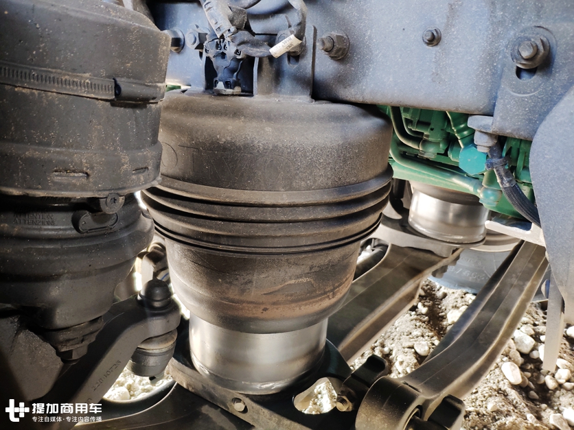 为啥进口卡车动辄价格上百万?看了沃尔沃FH这些高端配置,确实物超所值 - 第7张 - 提加商用车网 为啥进口卡车动辄价格上百万?看了沃尔沃FH这些高端配置,确实物超所值 - 第7张