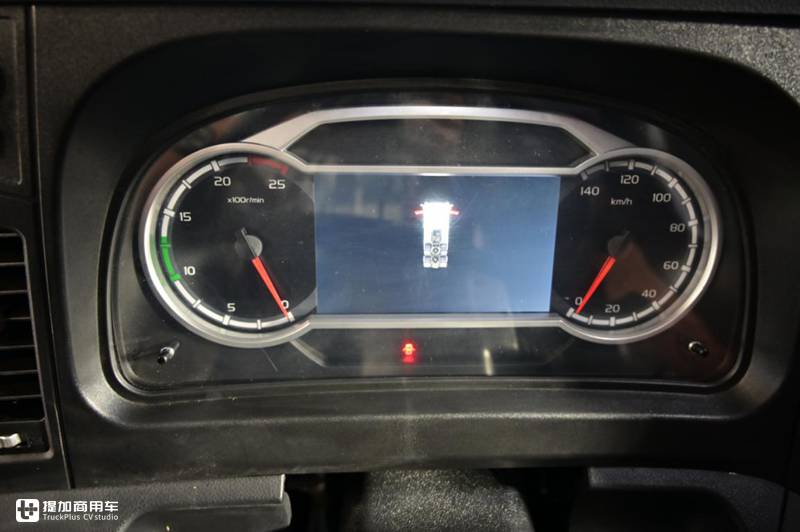 吉利远程LNG重卡实拍,国六潍柴动力,外观太有冲击感了 - 第9张 - 提加商用车网 吉利远程LNG重卡实拍,国六潍柴动力,外观太有冲击感了 - 第9张