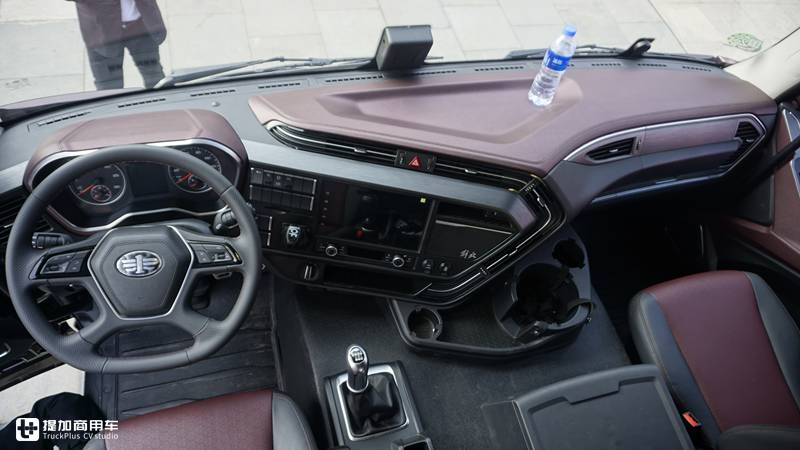 青岛解放新JH6路测谍照曝光,前脸变化挺大,更多科技配置加入 - 第12张 - 提加商用车网 青岛解放新JH6路测谍照曝光,前脸变化挺大,更多科技配置加入 - 第12张