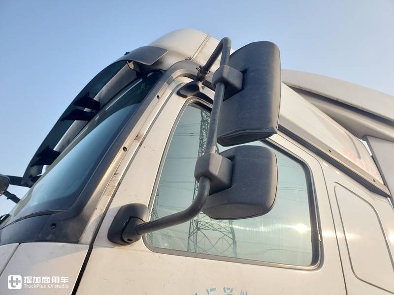 运营6年跑了150多万公里,这台国四奔驰老卡车,如今十多万就能买 - 第3张 - 提加商用车网 运营6年跑了150多万公里,这台国四奔驰老卡车,如今十多万就能买 - 第3张