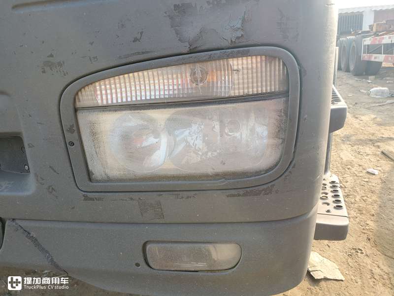 运营6年跑了150多万公里,这台国四奔驰老卡车,如今十多万就能买 - 第5张 - 提加商用车网 运营6年跑了150多万公里,这台国四奔驰老卡车,如今十多万就能买 - 第5张