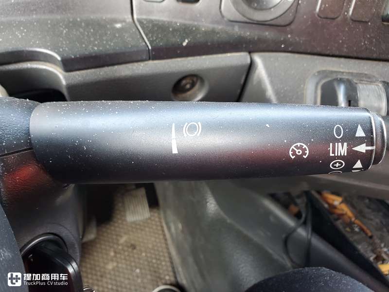 运营6年跑了150多万公里,这台国四奔驰老卡车,如今十多万就能买 - 第17张 - 提加商用车网 运营6年跑了150多万公里,这台国四奔驰老卡车,如今十多万就能买 - 第17张