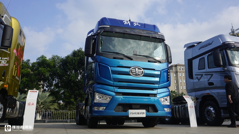 解放J7、重汽汕德卡等,2020销量正红的高端旗舰重卡,您最认可哪一款? - 第7张 - 提加商用车网 解放J7、重汽汕德卡等,2020销量正红的高端旗舰重卡,您最认可哪一款? - 第7张