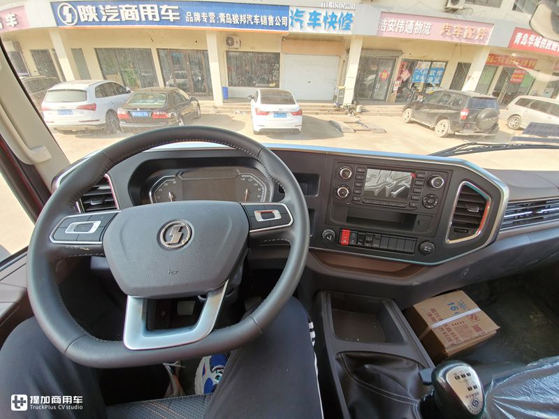陕汽商用车今年的主力车型,前四后四底盘玉柴发动机,轩德翼6中卡载货车实拍 - 第16张 - 提加商用车网 陕汽商用车今年的主力车型,前四后四底盘玉柴发动机,轩德翼6中卡载货车实拍 - 第16张