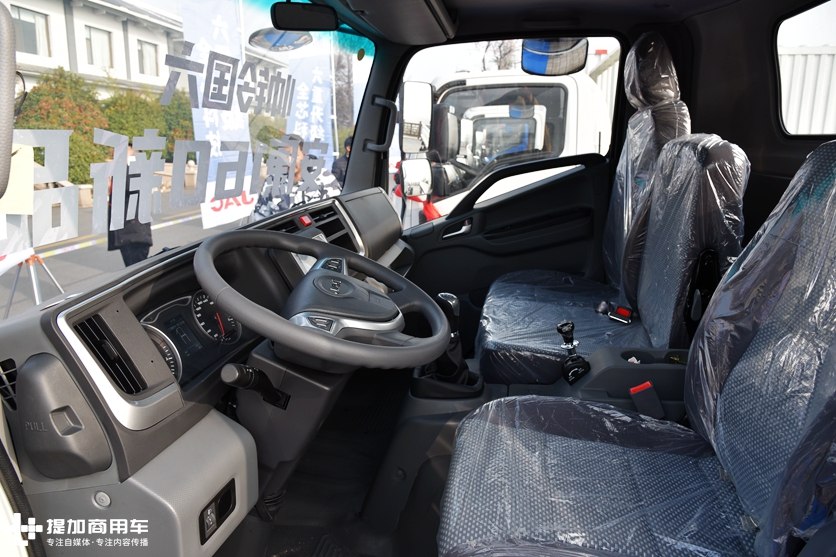 江淮帅铃迎来全新国六车型,安康160发动机加持,内饰也更高端了 - 第6张 - 提加商用车网 江淮帅铃迎来全新国六车型,安康160发动机加持,内饰也更高端了 - 第6张