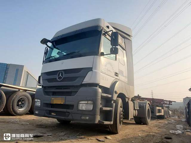 运营6年跑了150多万公里,这台国四奔驰老卡车,如今十多万就能买 - 第1张 - 提加商用车网 运营6年跑了150多万公里,这台国四奔驰老卡车,如今十多万就能买 - 第1张