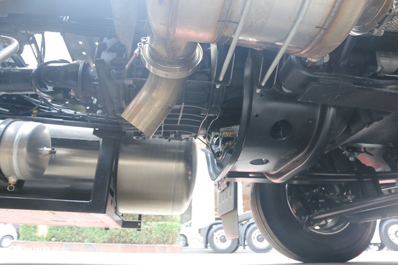 标配采埃孚AMT,最大15升排量,格尔发K7燃气重卡配置真牛 - 第5张 - 提加商用车网 标配采埃孚AMT,最大15升排量,格尔发K7燃气重卡配置真牛 - 第5张