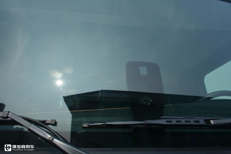 大功率电机无续航焦虑,陕汽推出新一代增程式电动载货车,欧卡风十足 - 第6张 - 提加商用车网 大功率电机无续航焦虑,陕汽推出新一代增程式电动载货车,欧卡风十足 - 第6张