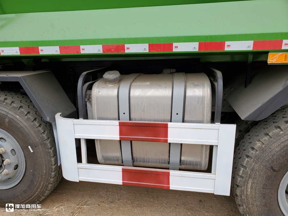 配潍柴的豪沃自卸车回来了,400马力曼技术驾驶室,不愧是工程之王 - 第8张 - 提加商用车网 配潍柴的豪沃自卸车回来了,400马力曼技术驾驶室,不愧是工程之王 - 第8张