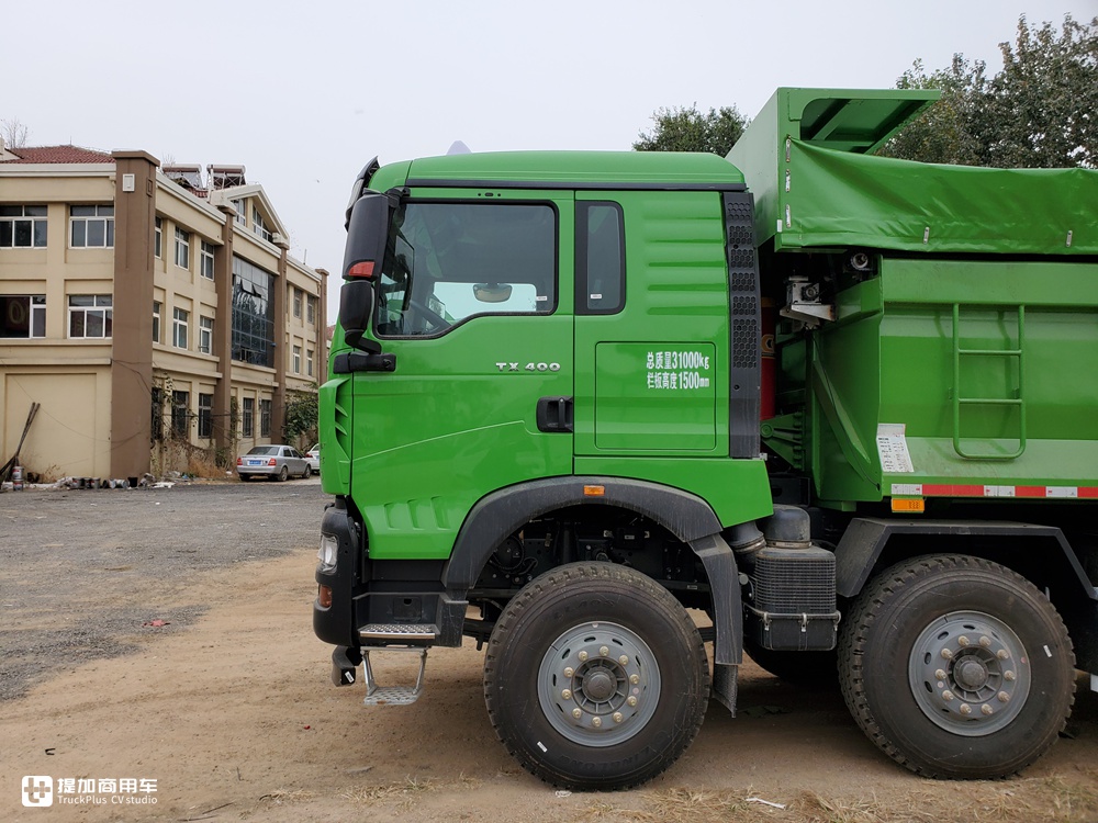 配潍柴的豪沃自卸车回来了,400马力曼技术驾驶室,不愧是工程之王 - 第15张 - 提加商用车网 配潍柴的豪沃自卸车回来了,400马力曼技术驾驶室,不愧是工程之王 - 第15张