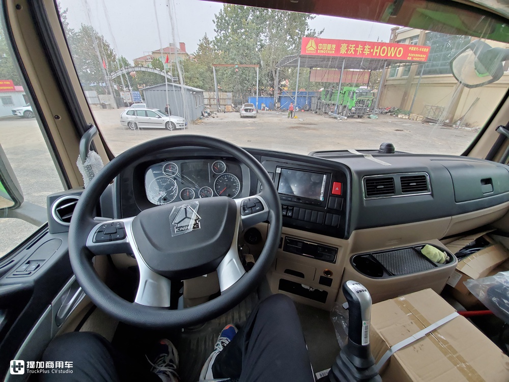 配潍柴的豪沃自卸车回来了,400马力曼技术驾驶室,不愧是工程之王 - 第16张 - 提加商用车网 配潍柴的豪沃自卸车回来了,400马力曼技术驾驶室,不愧是工程之王 - 第16张
