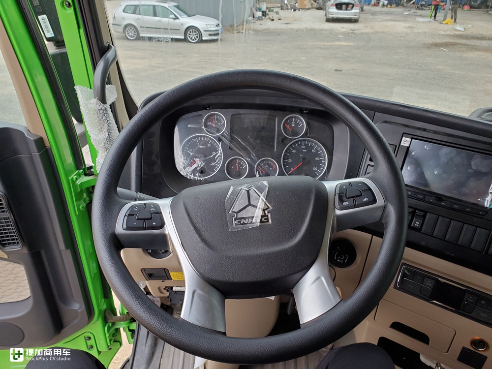 配潍柴的豪沃自卸车回来了,400马力曼技术驾驶室,不愧是工程之王 - 第17张 - 提加商用车网 配潍柴的豪沃自卸车回来了,400马力曼技术驾驶室,不愧是工程之王 - 第17张