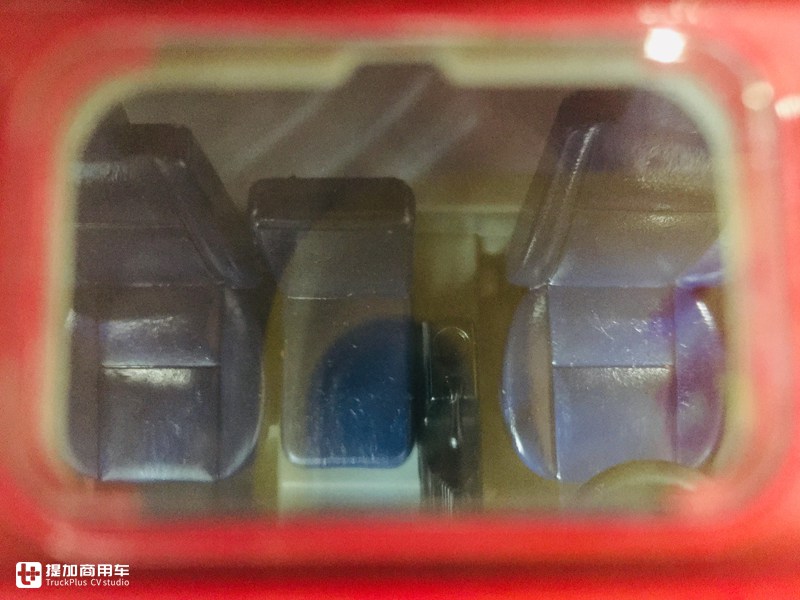 解放三赛中卡您见过吗?赛龙中卡载货车模型评测,造型经典值得收藏 - 第6张 - 提加商用车网 解放三赛中卡您见过吗?赛龙中卡载货车模型评测,造型经典值得收藏 - 第6张