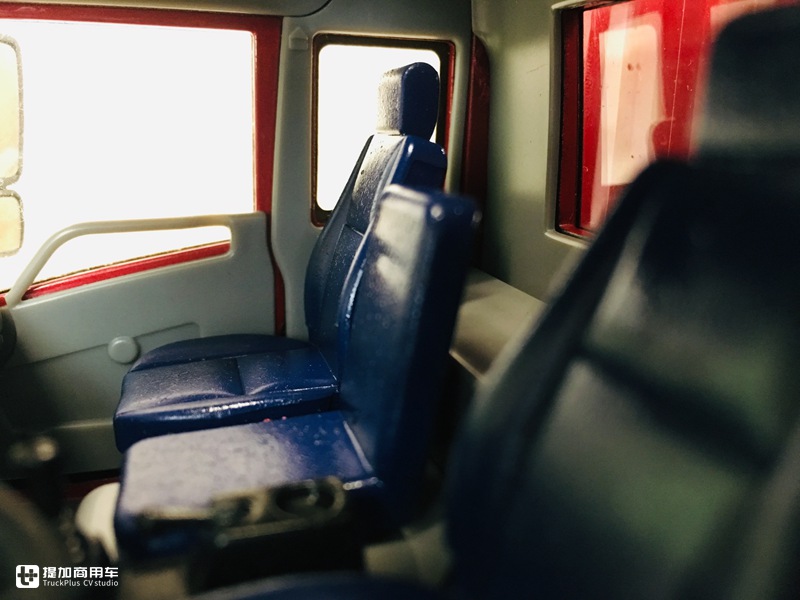 解放三赛中卡您见过吗?赛龙中卡载货车模型评测,造型经典值得收藏 - 第23张 - 提加商用车网 解放三赛中卡您见过吗?赛龙中卡载货车模型评测,造型经典值得收藏 - 第23张