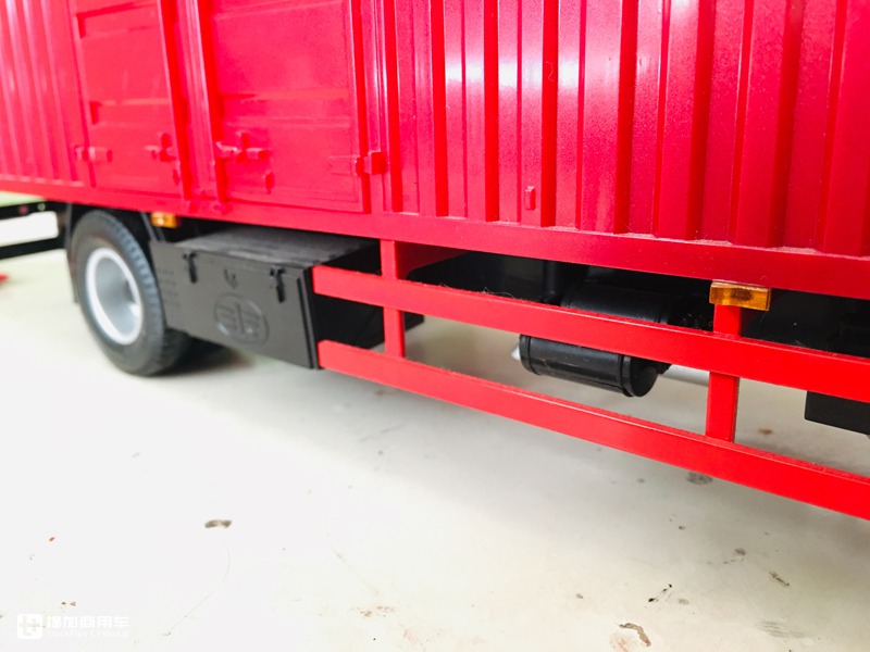 解放三赛中卡您见过吗?赛龙中卡载货车模型评测,造型经典值得收藏 - 第45张 - 提加商用车网 解放三赛中卡您见过吗?赛龙中卡载货车模型评测,造型经典值得收藏 - 第45张