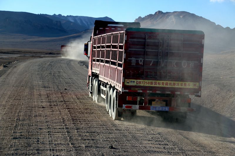 锣响团队深入无人区,新国标挂车直面恶劣环境 - 第12张 - 提加商用车网 锣响团队深入无人区,新国标挂车直面恶劣环境 - 第12张