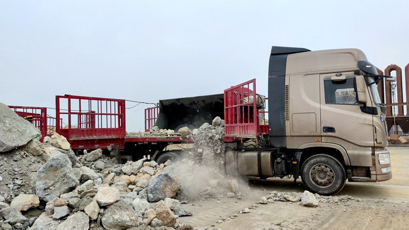 锣响团队深入无人区,新国标挂车直面恶劣环境 - 第15张 - 提加商用车网 锣响团队深入无人区,新国标挂车直面恶劣环境 - 第15张