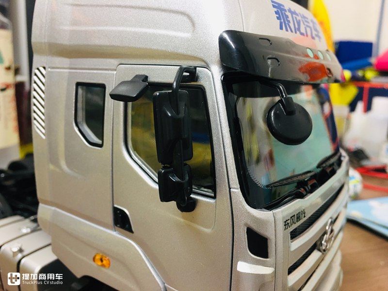 乘龙推出的第二款卡车模型,做工优秀价格美丽,乘龙M7牵引车模型开箱 - 第15张 - 提加商用车网 乘龙推出的第二款卡车模型,做工优秀价格美丽,乘龙M7牵引车模型开箱 - 第15张