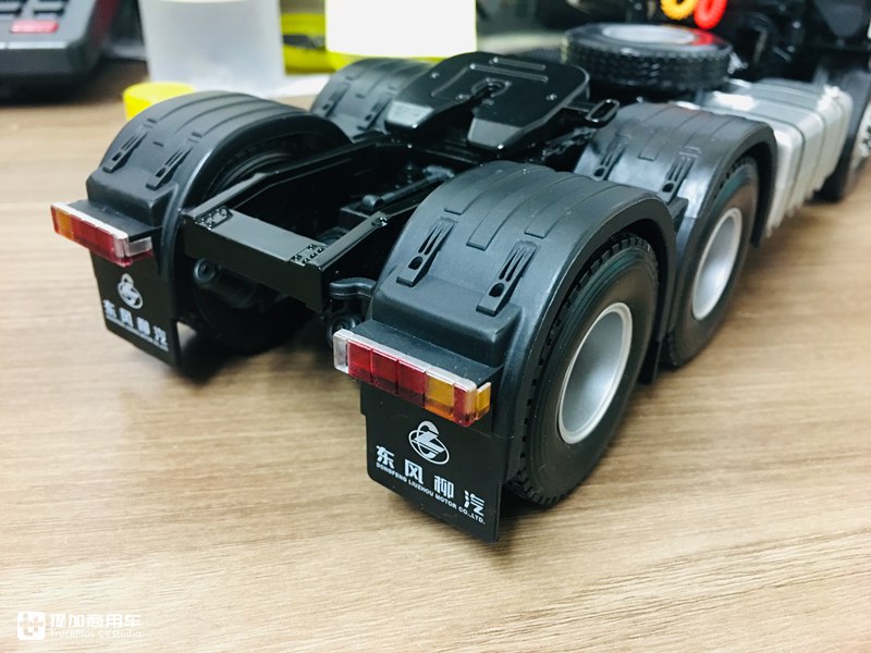 乘龙推出的第二款卡车模型,做工优秀价格美丽,乘龙M7牵引车模型开箱 - 第36张 - 提加商用车网 乘龙推出的第二款卡车模型,做工优秀价格美丽,乘龙M7牵引车模型开箱 - 第36张