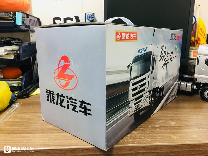 乘龙推出的第二款卡车模型,做工优秀价格美丽,乘龙M7牵引车模型开箱 - 第43张 - 提加商用车网 乘龙推出的第二款卡车模型,做工优秀价格美丽,乘龙M7牵引车模型开箱 - 第43张