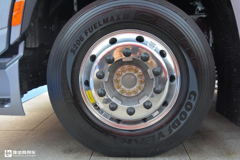 大气瓶能跑快递,15升潍柴发动机,德龙X6000燃气重卡配置真高端 - 第11张 - 提加商用车网 大气瓶能跑快递,15升潍柴发动机,德龙X6000燃气重卡配置真高端 - 第11张