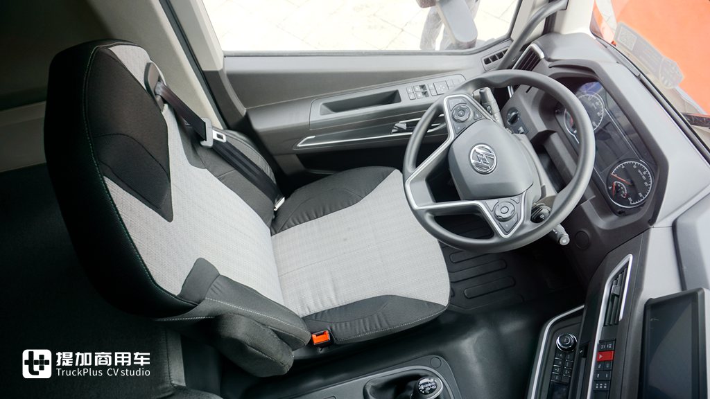 配置一款比一款硬核,带你看2021年红岩重点推荐车型 - 第13张 - 提加商用车网 配置一款比一款硬核,带你看2021年红岩重点推荐车型 - 第13张