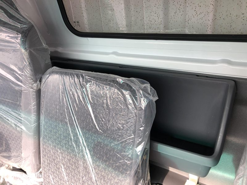 大马力国产发动机,大货箱底盘也更轻了,庆铃新款铃咖轻卡实拍 - 第13张 - 提加商用车网 大马力国产发动机,大货箱底盘也更轻了,庆铃新款铃咖轻卡实拍 - 第13张