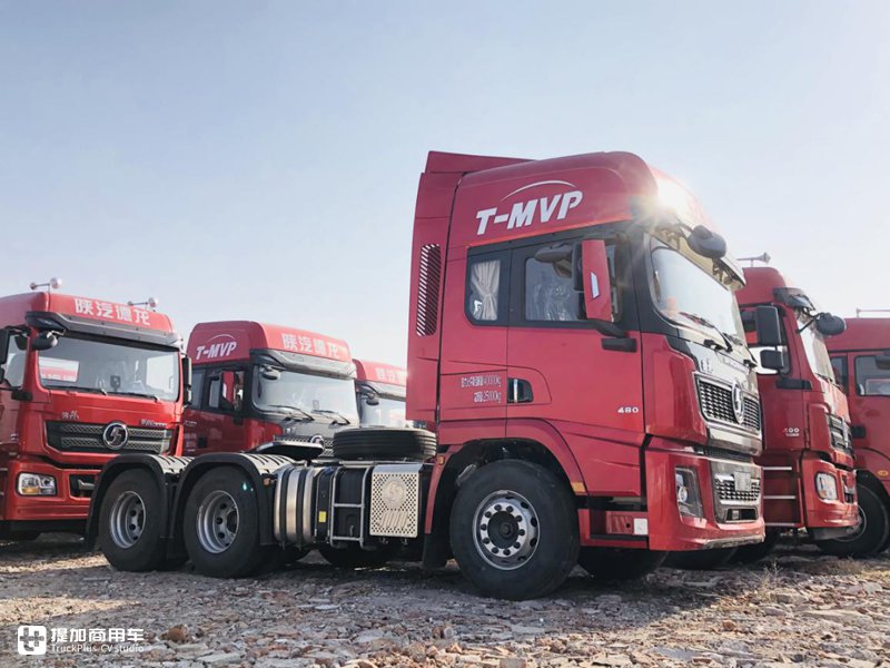 配采埃孚自动挡,外观野牛造型内饰高端,德龙X5000重卡实拍 - 第4张 - 提加商用车网 配采埃孚自动挡,外观野牛造型内饰高端,德龙X5000重卡实拍 - 第4张