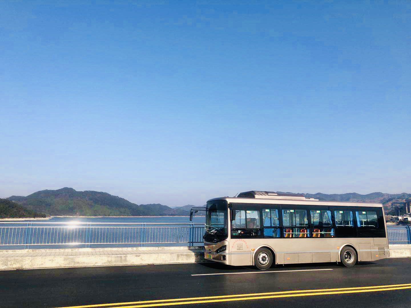 守护“秀水青山” 比亚迪纯电动公交车驶入千岛湖