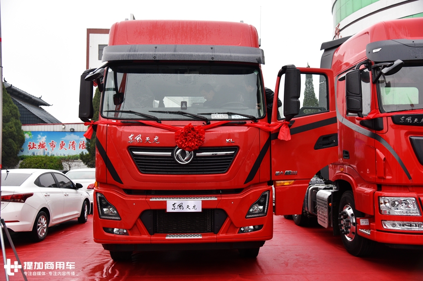 两年蜕变,带您看天龙KL都有哪些变化?底盘配置强大内饰更贴心 - 第3张 - 提加商用车网 两年蜕变,带您看天龙KL都有哪些变化?底盘配置强大内饰更贴心 - 第3张