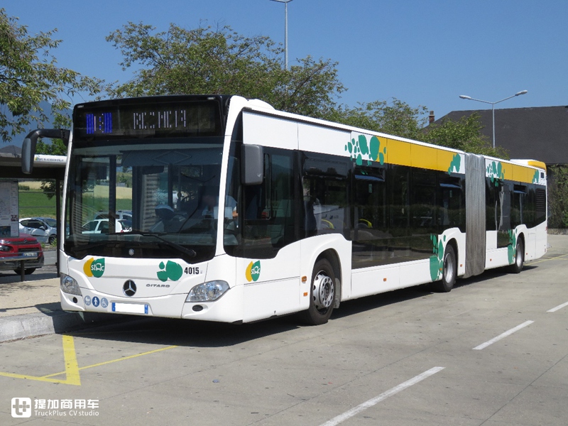 长近21米,4轴至多容纳179人,带您见识下欧洲最长的量产客车capacity - 第4张 - 提加商用车网 长近21米,4轴至多容纳179人,带您见识下欧洲最长的量产客车capacity - 第4张