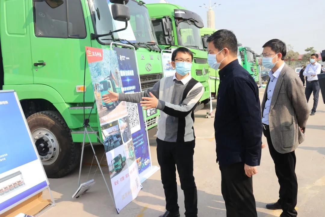 华菱换电渣土车亮相广州纯电动建筑废弃物运输车辆现场展示交流会 - 第1张 - 提加商用车网 华菱换电渣土车亮相广州纯电动建筑废弃物运输车辆现场展示交流会 - 第1张