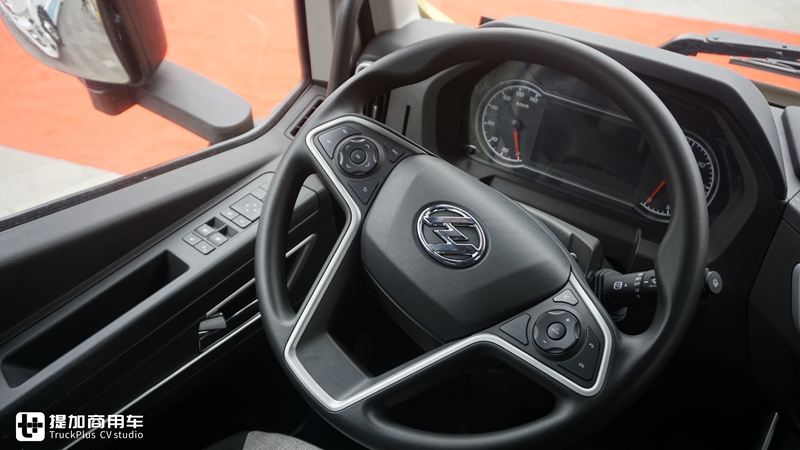 红岩杰虎迎来第六代车型,外观变得更好看了,底盘配置也大升级 - 第13张 - 提加商用车网 红岩杰虎迎来第六代车型,外观变得更好看了,底盘配置也大升级 - 第13张