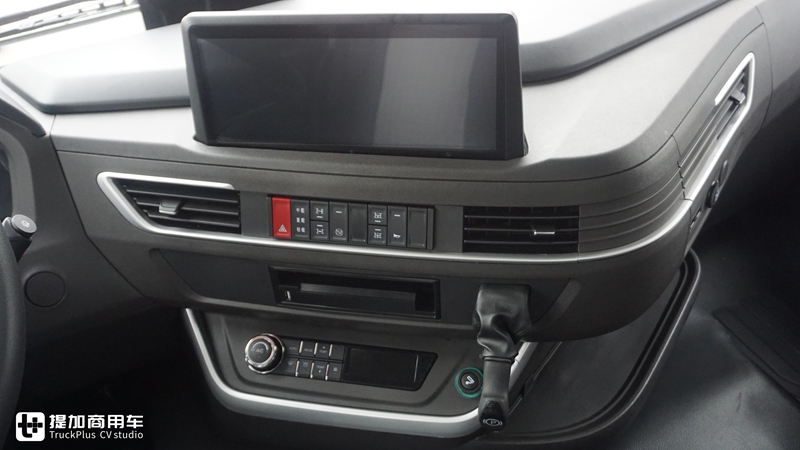 红岩杰虎迎来第六代车型,外观变得更好看了,底盘配置也大升级 - 第14张 - 提加商用车网 红岩杰虎迎来第六代车型,外观变得更好看了,底盘配置也大升级 - 第14张