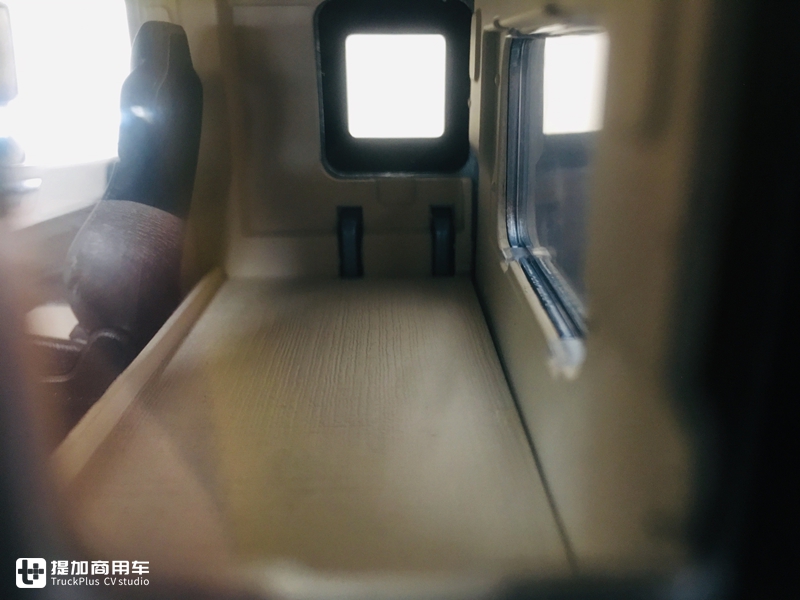 造型精致,国产最美长头卡车格尔发V7模型评测 - 第43张 - 提加商用车网 造型精致,国产最美长头卡车格尔发V7模型评测 - 第43张