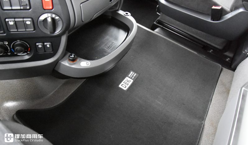 卡车怎么多拉货?扁平轮胎低鞍座,达夫XF干线运输车亮点十足 - 第8张 - 提加商用车网 卡车怎么多拉货?扁平轮胎低鞍座,达夫XF干线运输车亮点十足 - 第8张