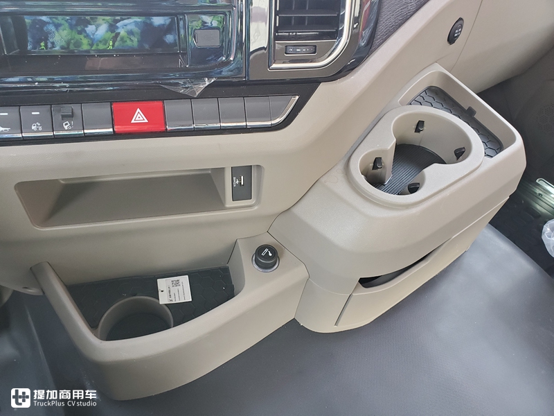 德龙M3000全新改款车型,黄金动力配置更实用,自重也更轻了 - 第14张 - 提加商用车网 德龙M3000全新改款车型,黄金动力配置更实用,自重也更轻了 - 第14张