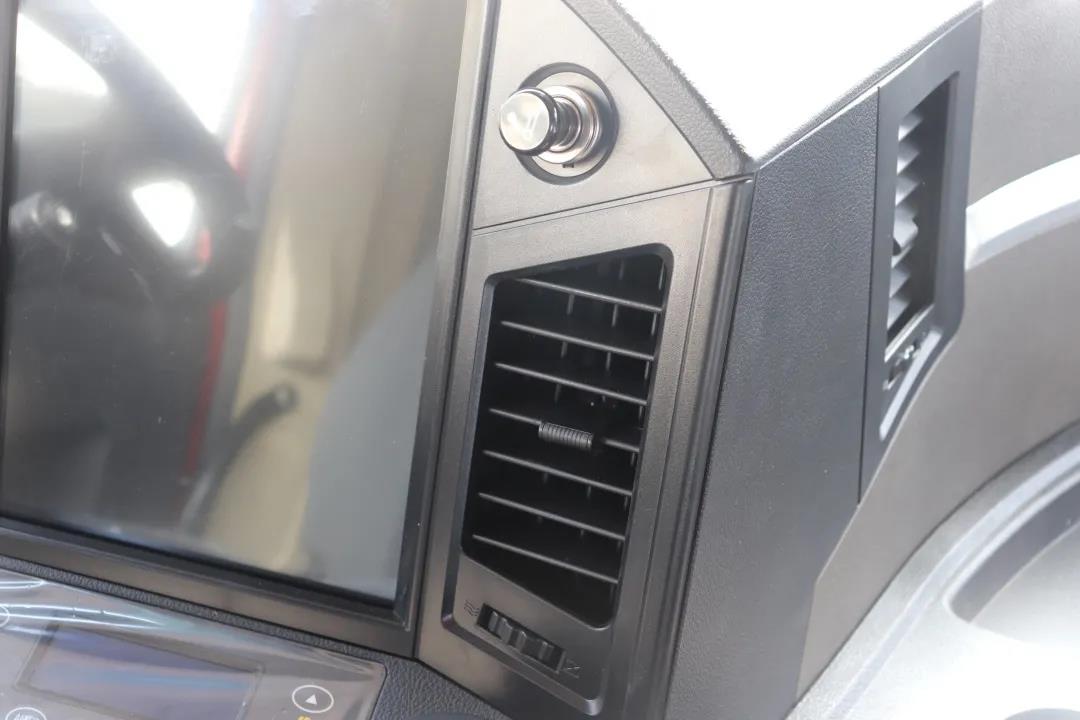 冬季如何温暖舒适出行?王道525让你冬季运营更舒心 - 第4张 - 提加商用车网 冬季如何温暖舒适出行?王道525让你冬季运营更舒心 - 第4张