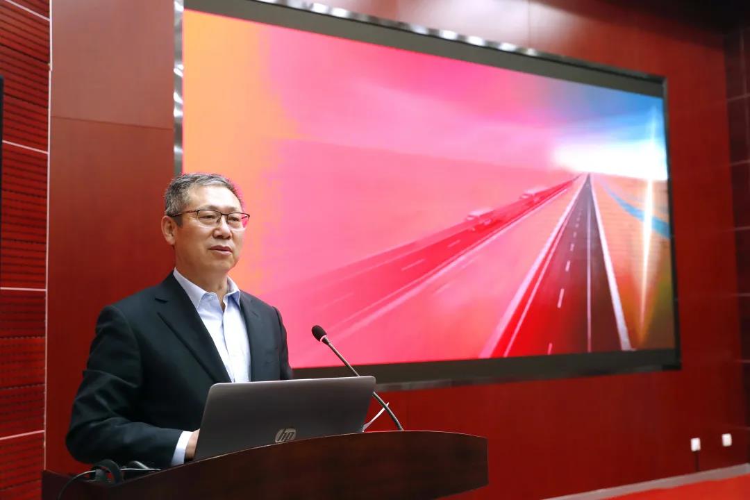 胡汉杰:牢记汽车强国使命,赢领创新转型发展 - 第1张 - 提加商用车网 胡汉杰:牢记汽车强国使命,赢领创新转型发展 - 第1张