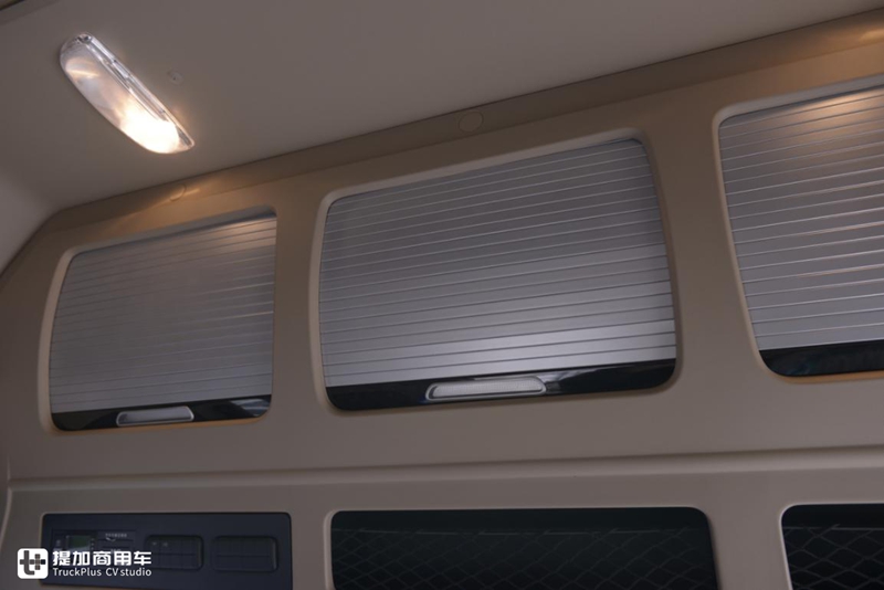 双卧平地板媲美牵引车,大单桥70方货箱,格尔发A5X载货车实拍 - 第8张 - 提加商用车网 双卧平地板媲美牵引车,大单桥70方货箱,格尔发A5X载货车实拍 - 第8张
