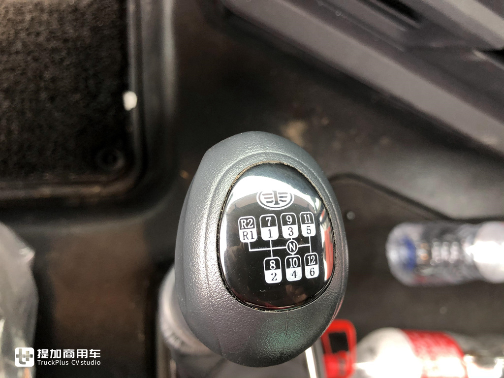 解放J7就是高端,只跑了8万公里的二手车都卖36万,您觉得值吗? - 第18张 - 提加商用车网 解放J7就是高端,只跑了8万公里的二手车都卖36万,您觉得值吗? - 第18张